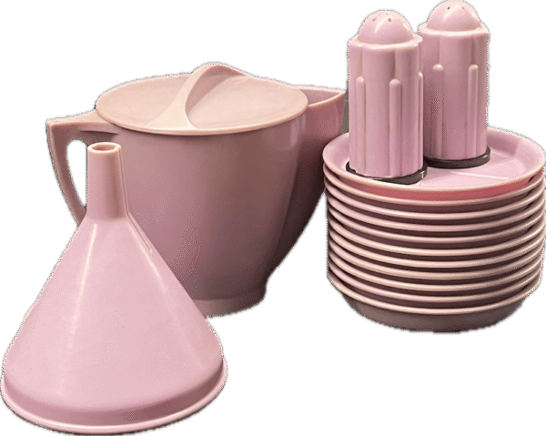Bubblegum Pink Plastic Kitchenware