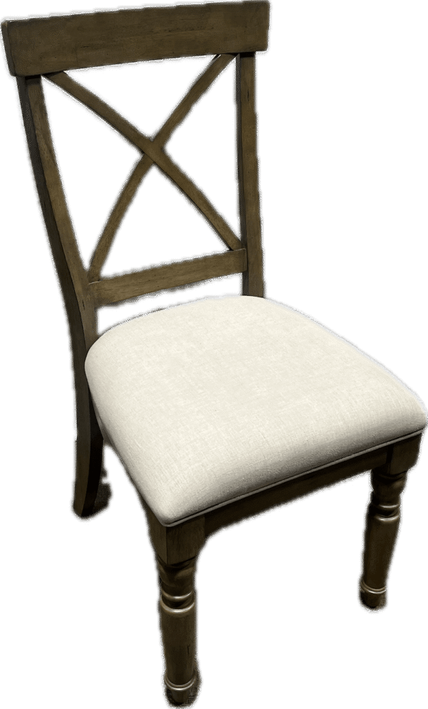 Traditional Chair with Ivory Linen Seat