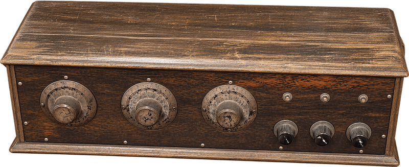 Antique Coffin-Style Battery Radio